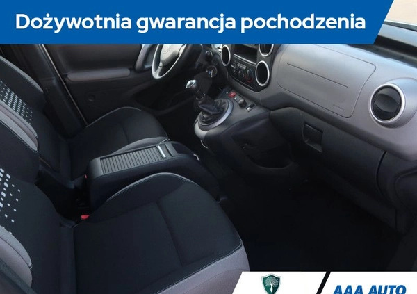 Citroen Berlingo cena 39000 przebieg: 70860, rok produkcji 2016 z Lipsk małe 92